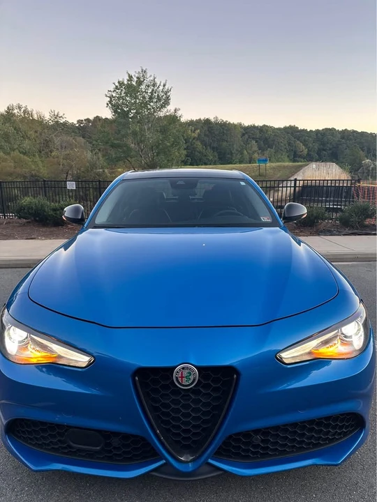 2019 Alfa Romeo Giulia - Image 3 of 3