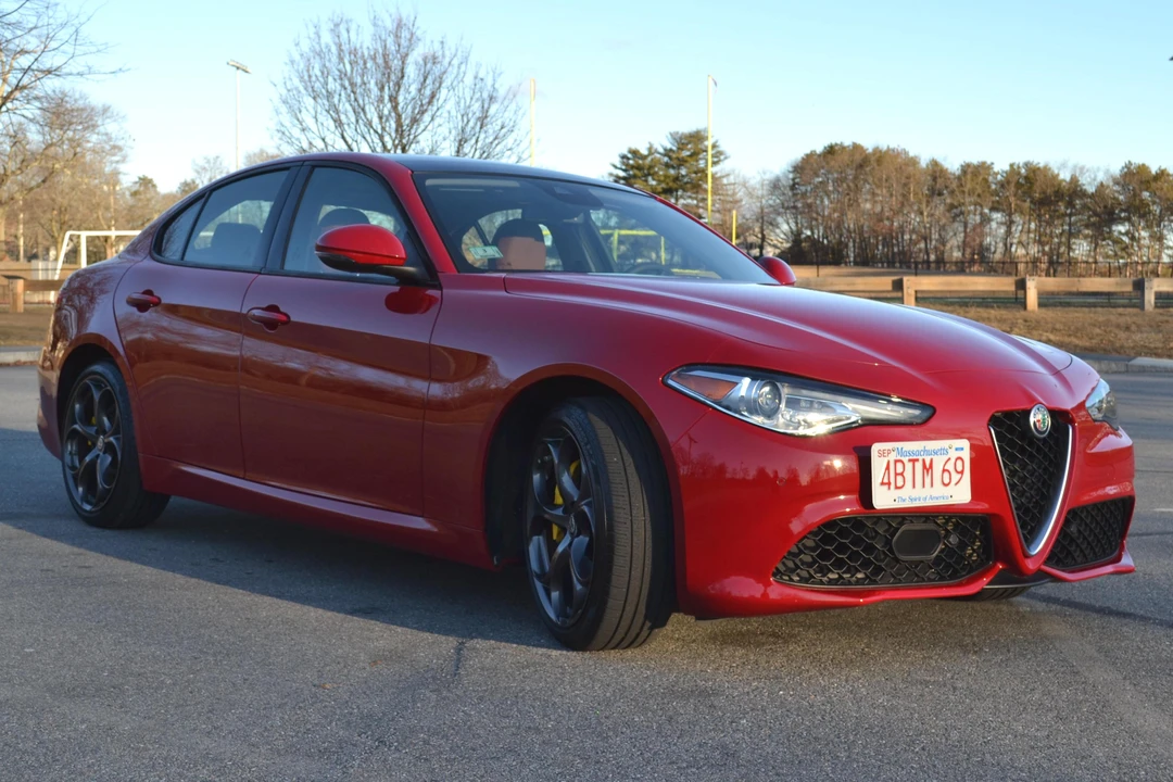 2019 Alfa Romeo Giulia - Image 3 of 6