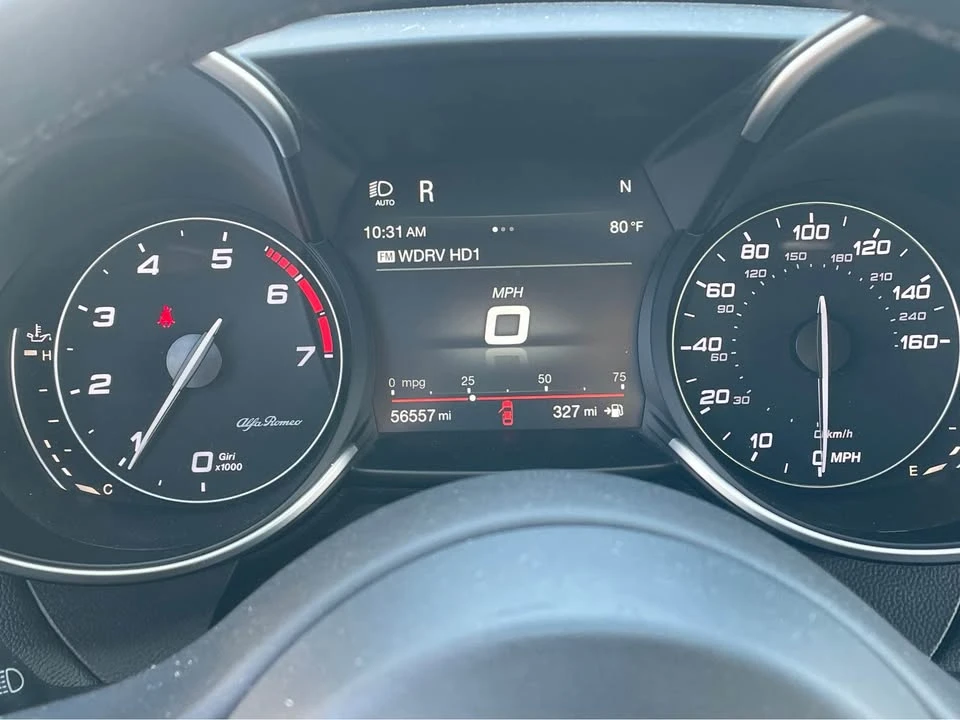 2019 Alfa Romeo Giulia - Image 17 of 20