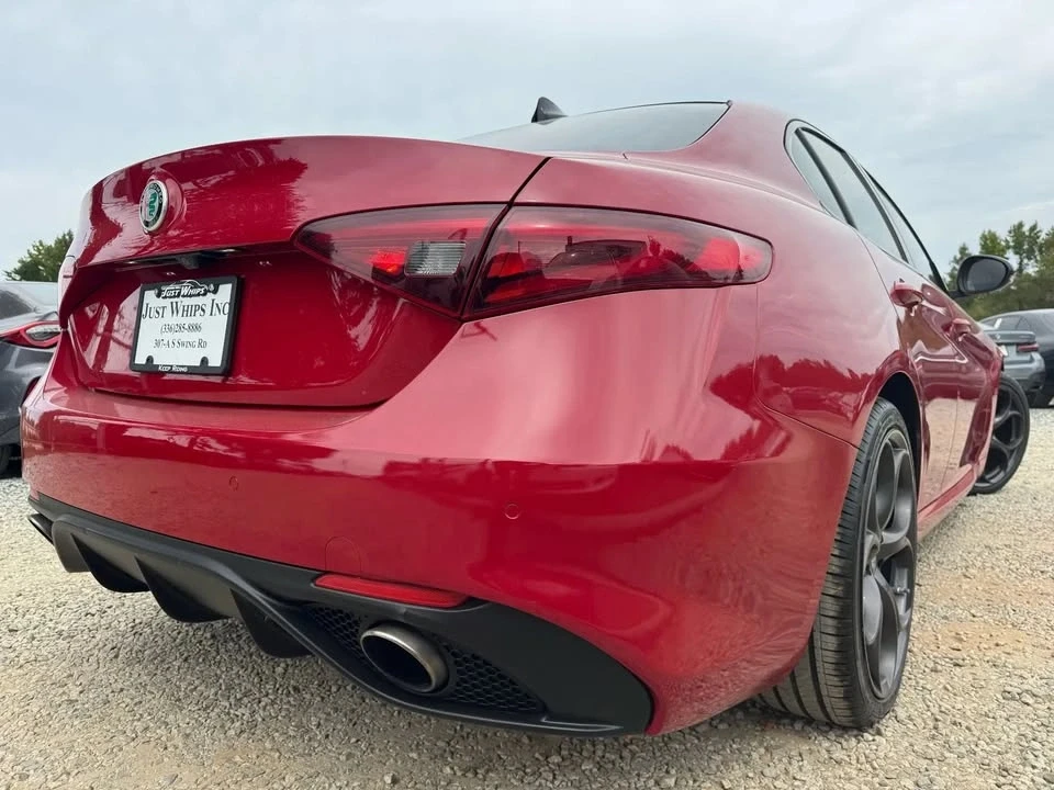 2019 Alfa Romeo Giulia - Image 5 of 20
