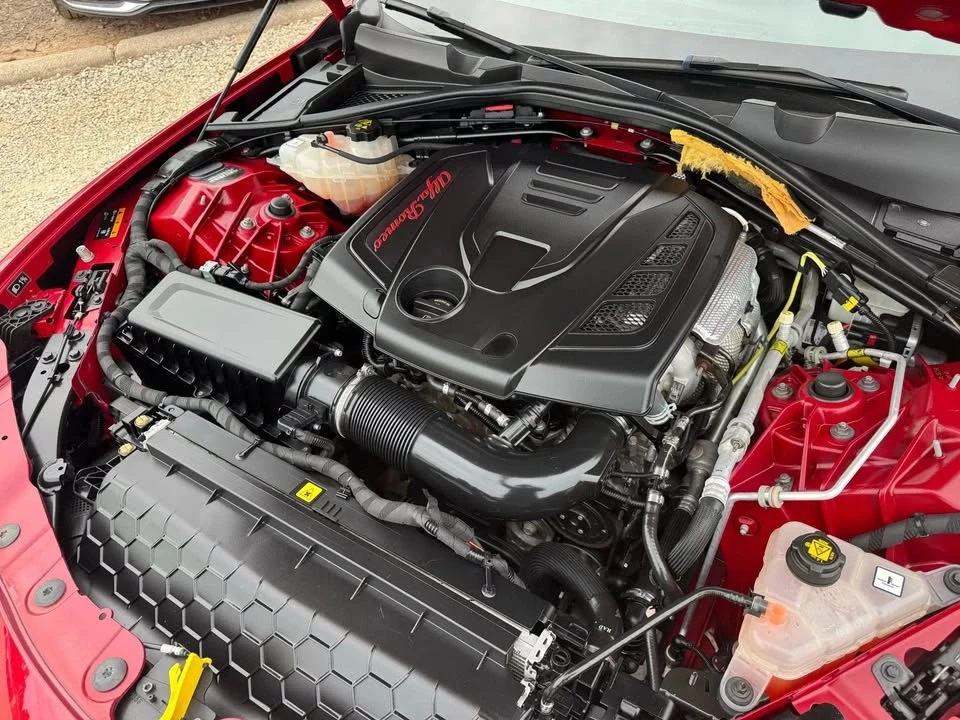 2019 Alfa Romeo Giulia - Image 19 of 20