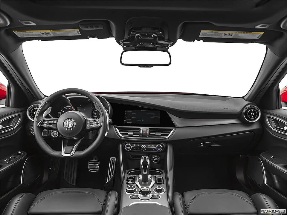 2019 Alfa Romeo Giulia - Image 7 of 9