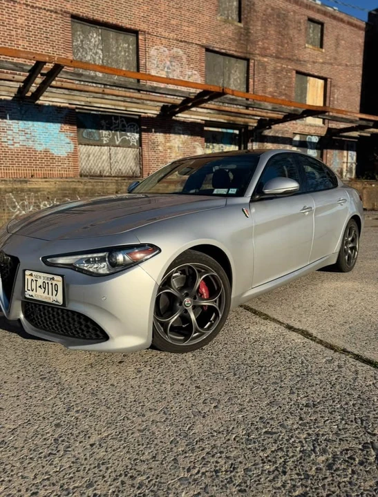 2019 Alfa Romeo Giulia - Image 6 of 9