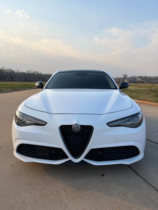 2019 Alfa Romeo Giulia - Image 2 of 13