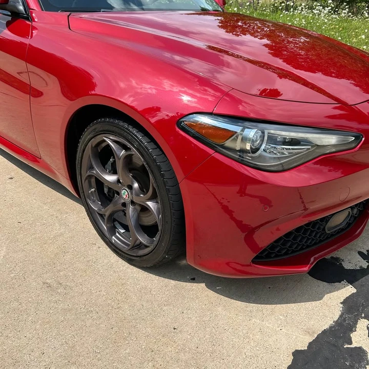 2019 Alfa Romeo Giulia - Image 2 of 20