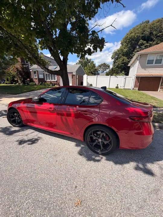 2019 Alfa Romeo Giulia - Image 5 of 5