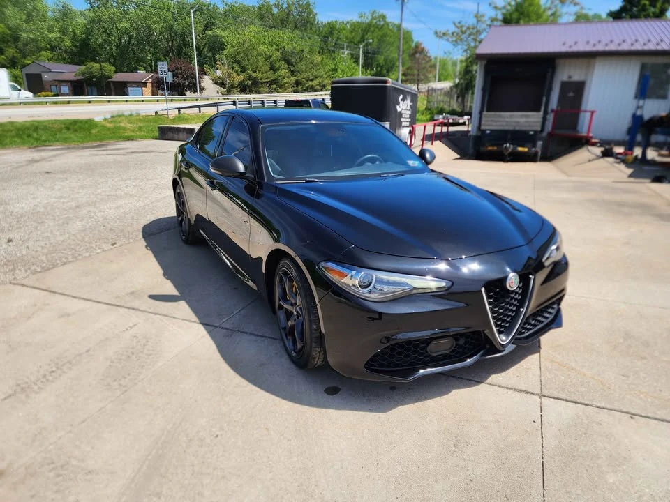 2019 Alfa Romeo Giulia - Image 3 of 5