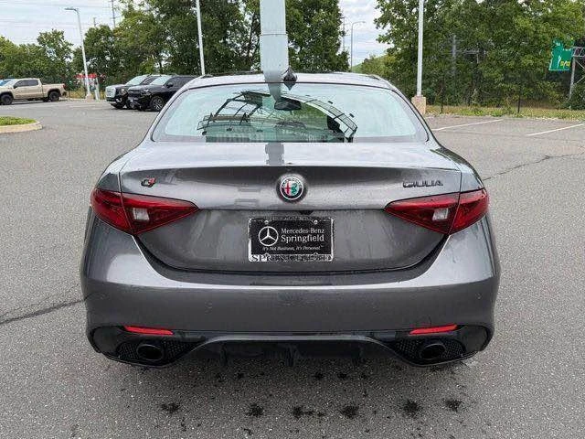 2019 Alfa Romeo Giulia - Image 4 of 20