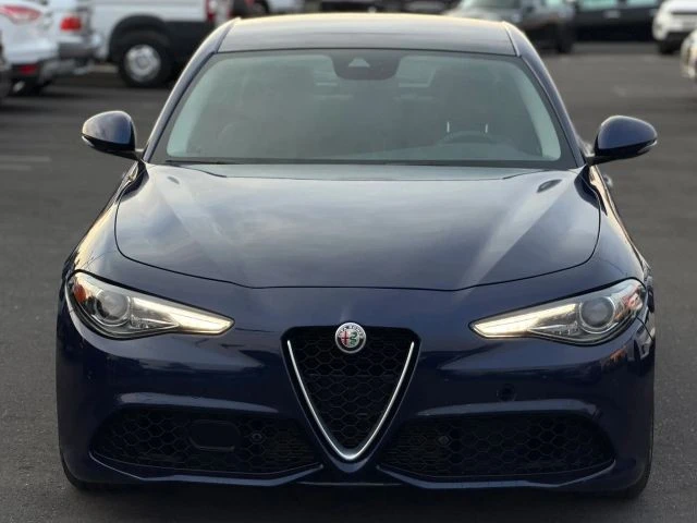 2019 Alfa Romeo Giulia - Image 5 of 31