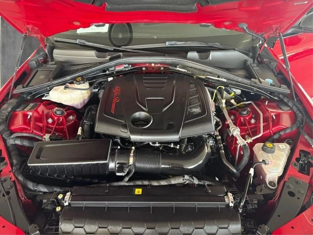 2019 Alfa Romeo Giulia - Image 11 of 23