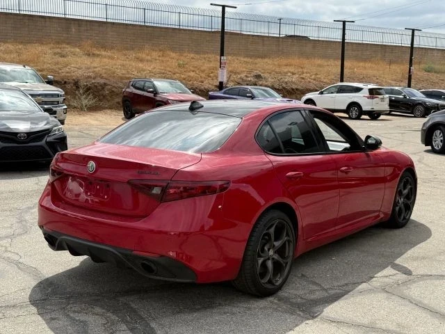 2019 Alfa Romeo Giulia - Image 6 of 21