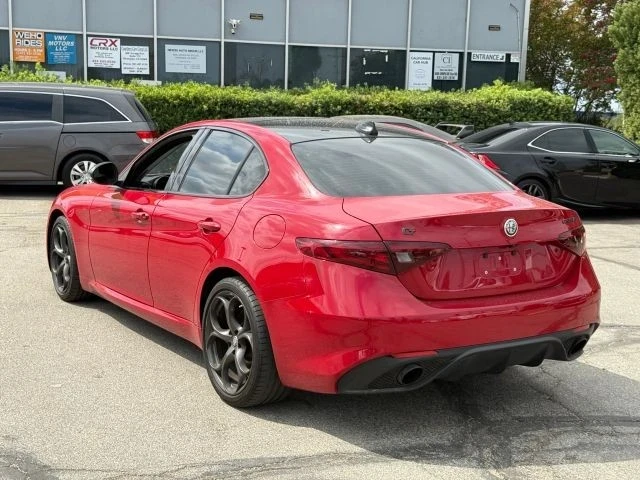 2019 Alfa Romeo Giulia - Image 8 of 21