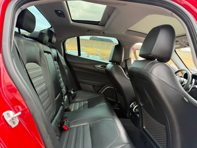 2019 Alfa Romeo Giulia - Image 19 of 21