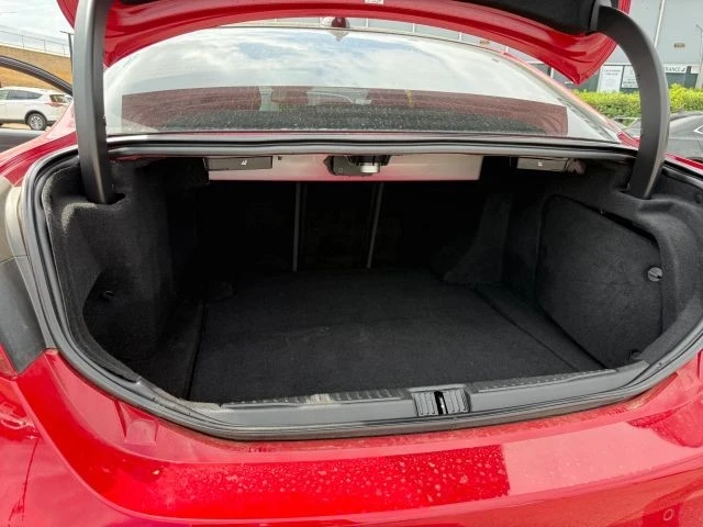 2019 Alfa Romeo Giulia - Image 18 of 21
