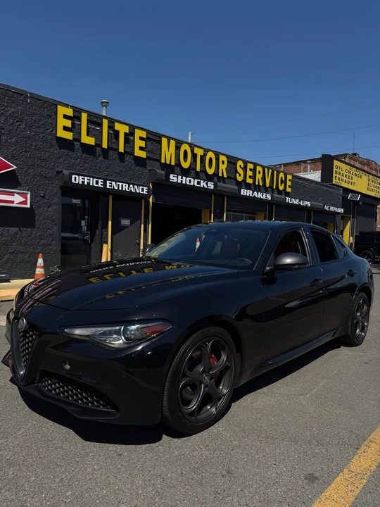2019 Alfa Romeo Giulia - Image 2 of 14