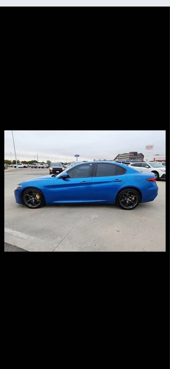 2019 Alfa Romeo Giulia - Image 2 of 8