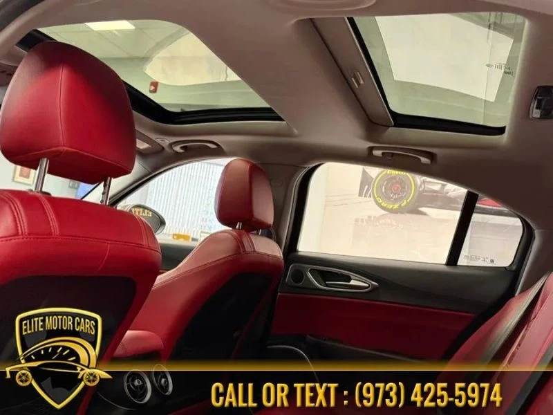 2019 Alfa Romeo Giulia - Image 12 of 12