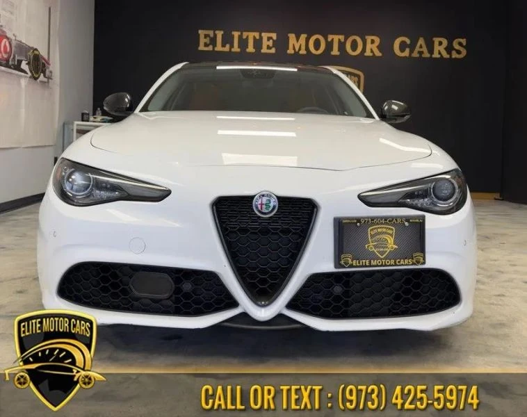 2019 Alfa Romeo Giulia - Image 2 of 12