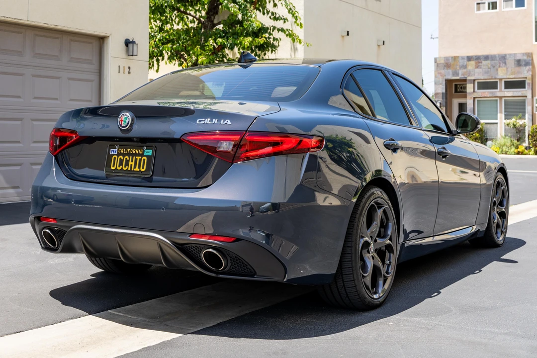 2019 Alfa Romeo Giulia - Image 4 of 31