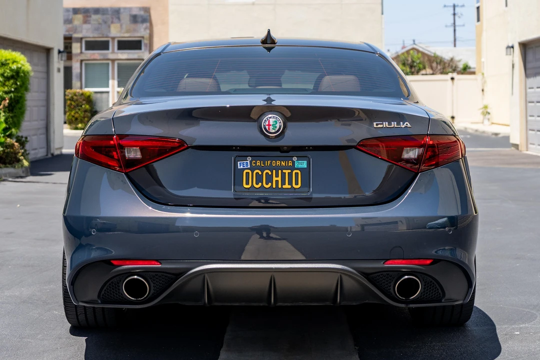 2019 Alfa Romeo Giulia - Image 5 of 31