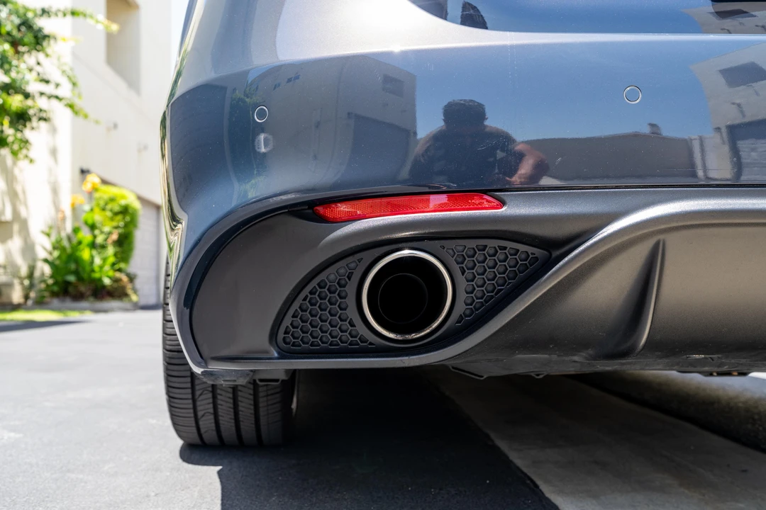 2019 Alfa Romeo Giulia - Image 21 of 31