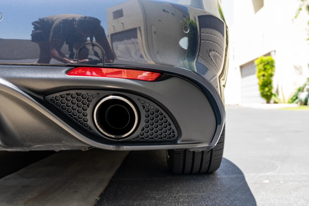 2019 Alfa Romeo Giulia - Image 22 of 31