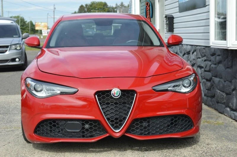 2019 Alfa Romeo Giulia - Image 8 of 12