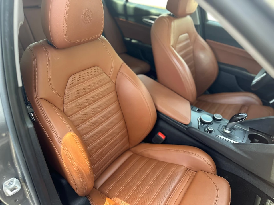 2019 Alfa Romeo Giulia - Image 31 of 31