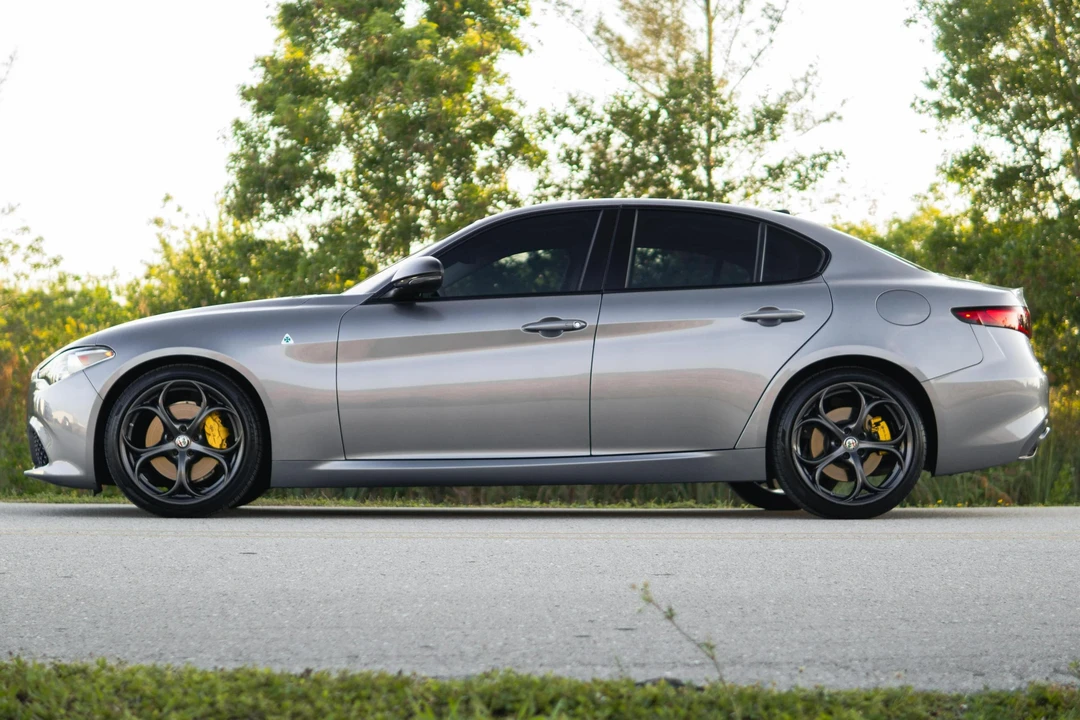 2019 Alfa Romeo Giulia - Image 3 of 31