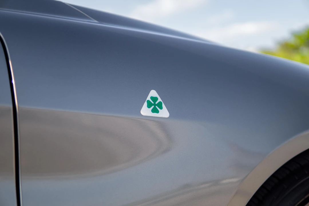 2019 Alfa Romeo Giulia - Image 18 of 31