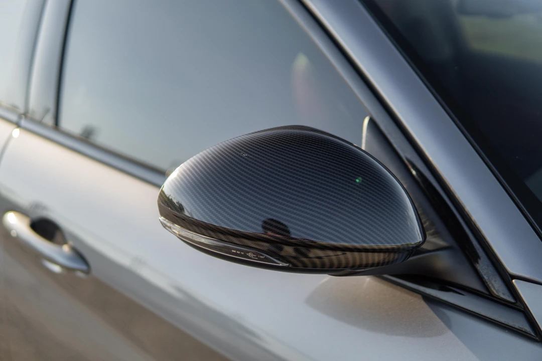 2019 Alfa Romeo Giulia - Image 19 of 31