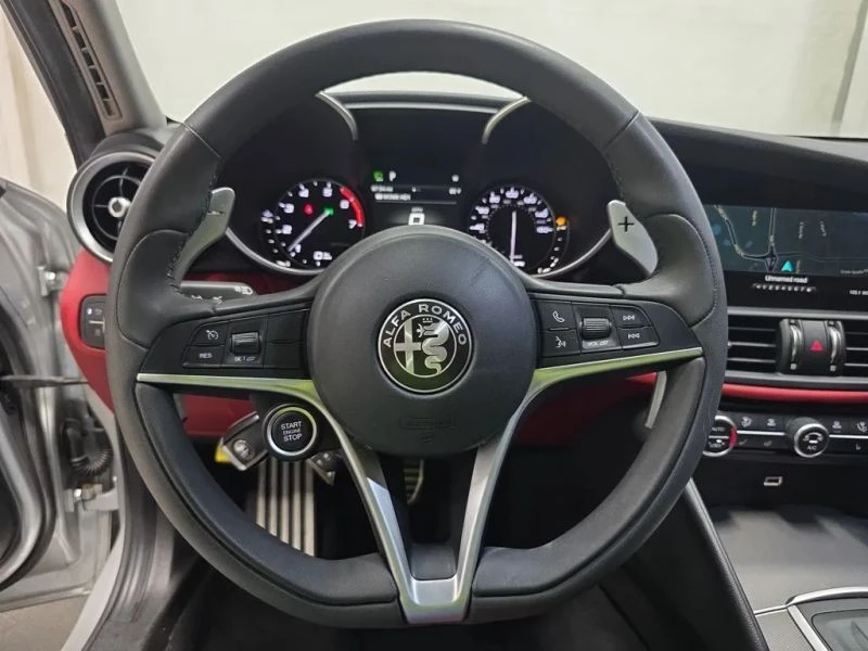 2019 Alfa Romeo Giulia - Image 9 of 11