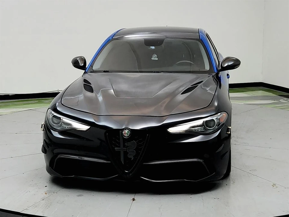 2019 Alfa Romeo Giulia - Image 2 of 12