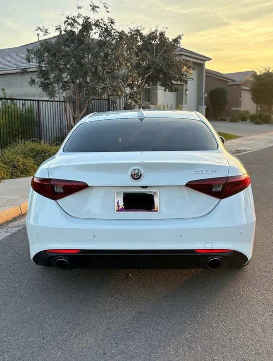 2019 Alfa Romeo Giulia - Image 12 of 12