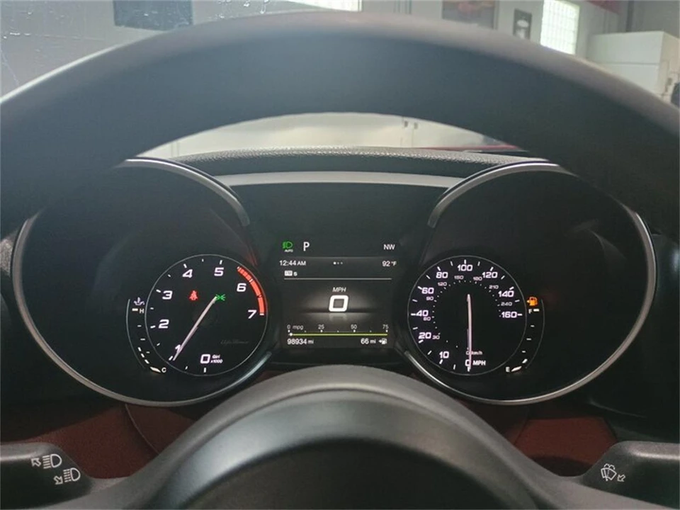 2019 Alfa Romeo Giulia - Image 21 of 31