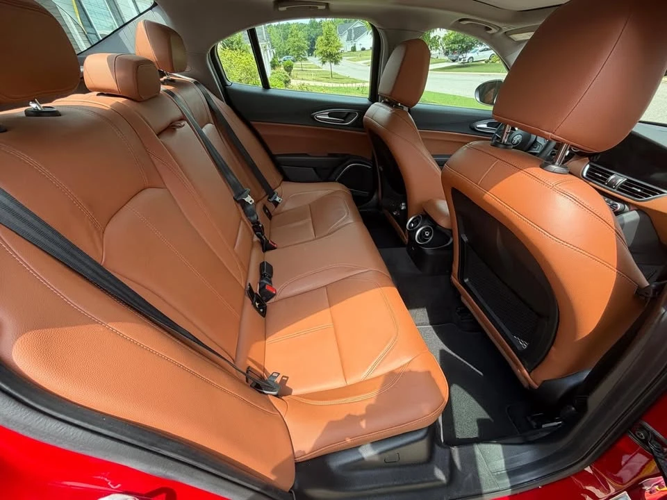 2019 Alfa Romeo Giulia - Image 11 of 13