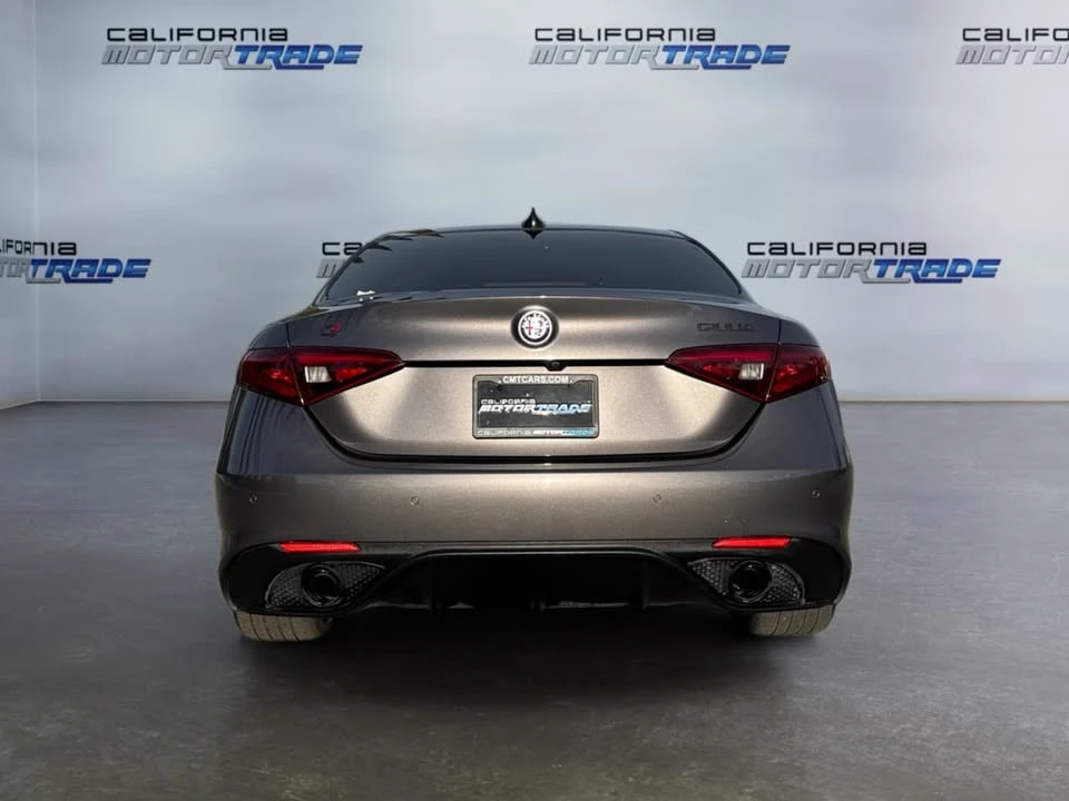 2019 Alfa Romeo Giulia - Image 6 of 20