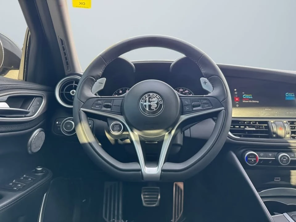 2019 Alfa Romeo Giulia - Image 11 of 20