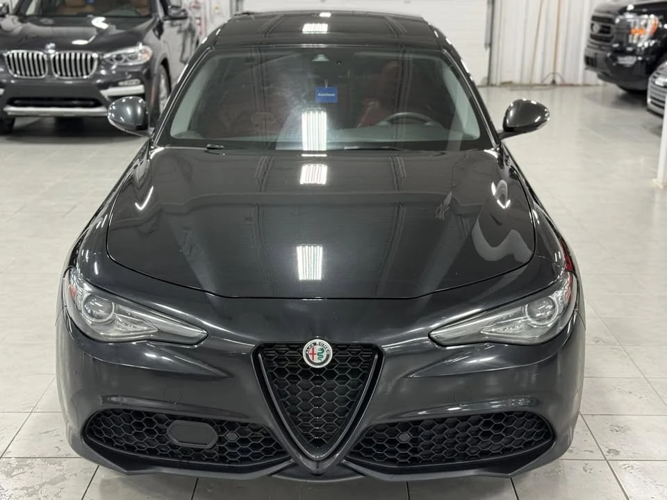2019 Alfa Romeo Giulia - Image 4 of 19