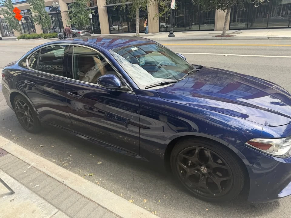 2019 Alfa Romeo Giulia - Image 4 of 8
