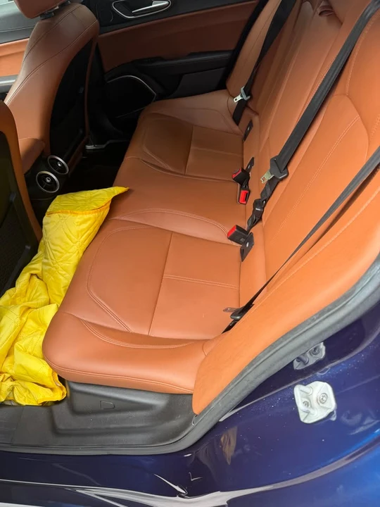 2019 Alfa Romeo Giulia - Image 7 of 8