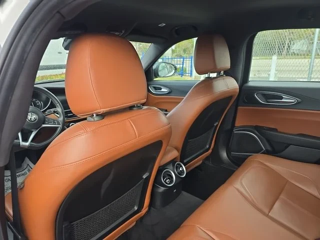 2019 Alfa Romeo Giulia - Image 12 of 19