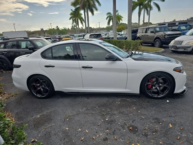 2019 Alfa Romeo Giulia - Image 2 of 19