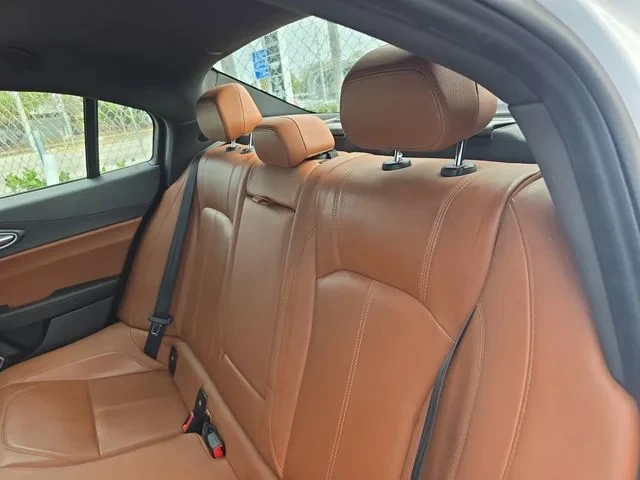 2019 Alfa Romeo Giulia - Image 11 of 19