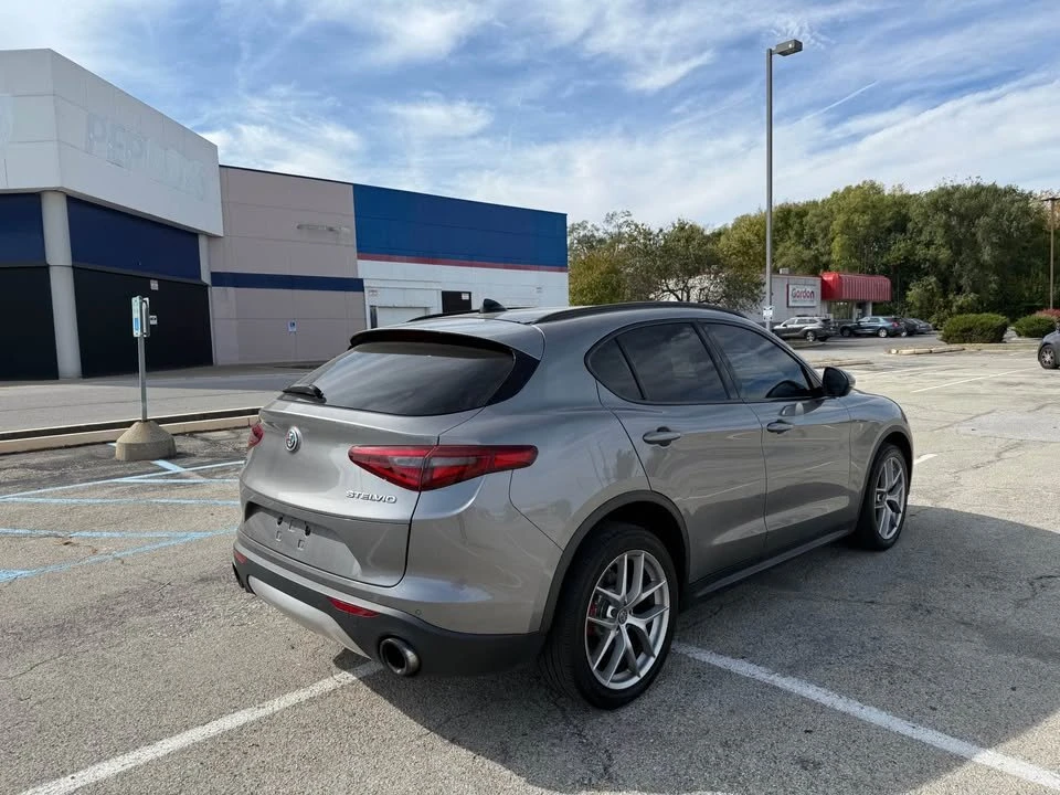 2019 Alfa Romeo Stelvio - Image 5 of 10