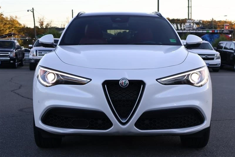 2019 Alfa Romeo Stelvio - Image 3 of 20