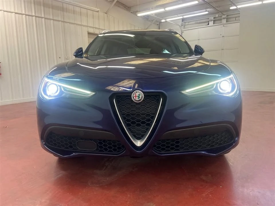 2019 Alfa Romeo Stelvio - Image 2 of 20