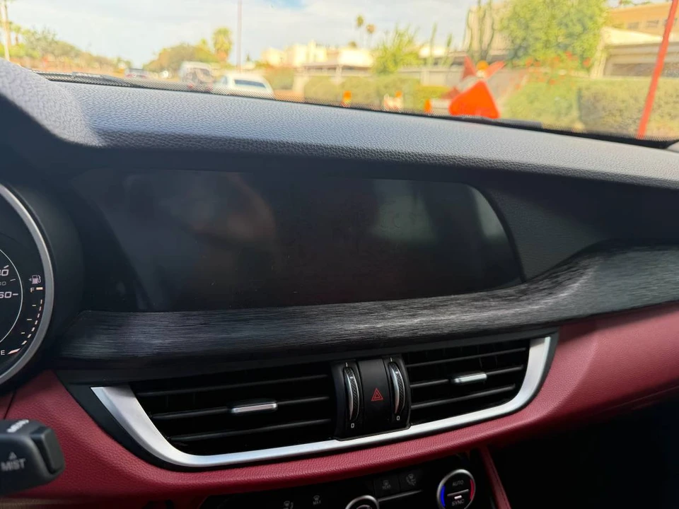 2019 Alfa Romeo Stelvio - Image 2 of 10