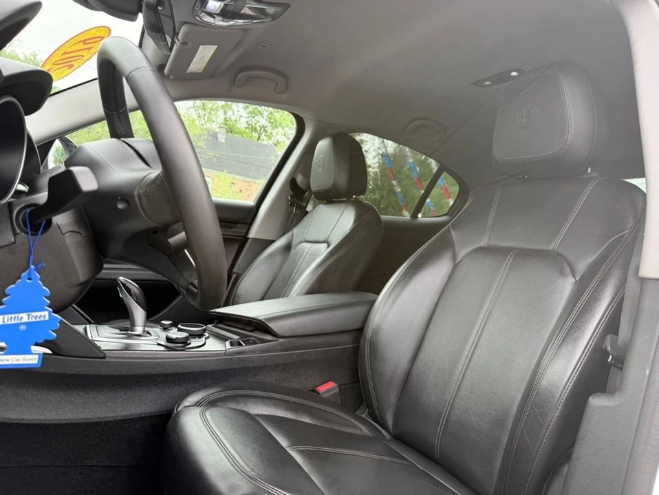 2019 Alfa Romeo Stelvio - Image 17 of 20