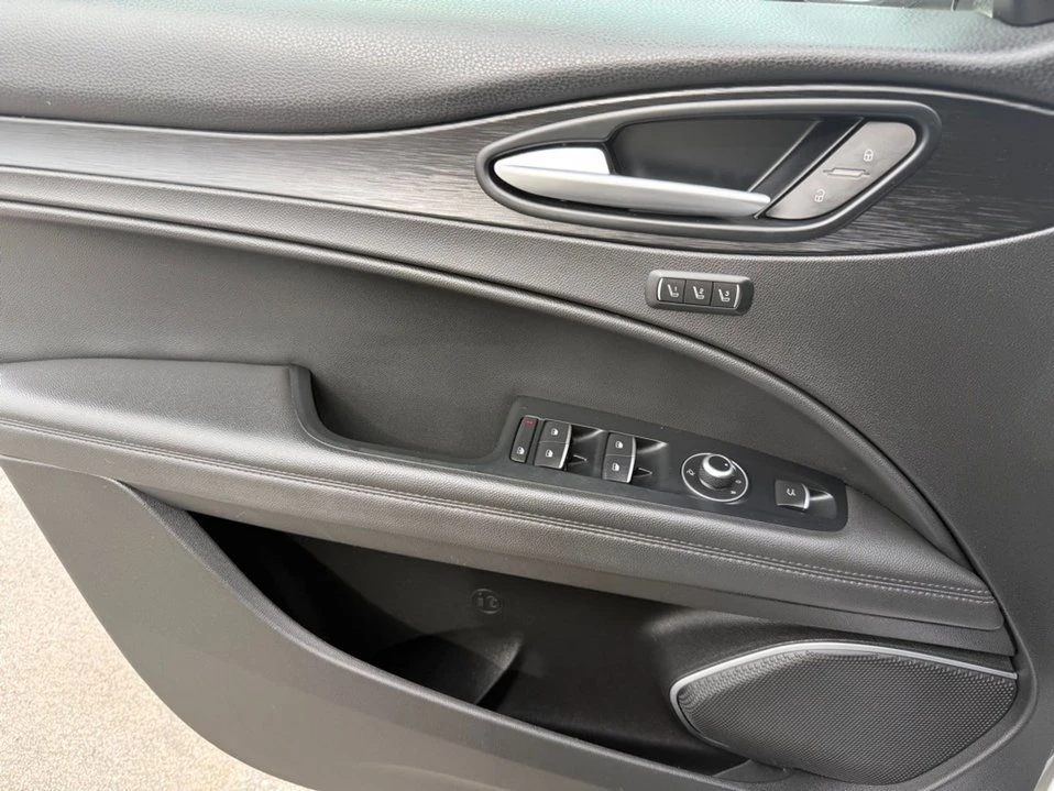 2019 Alfa Romeo Stelvio - Image 14 of 20